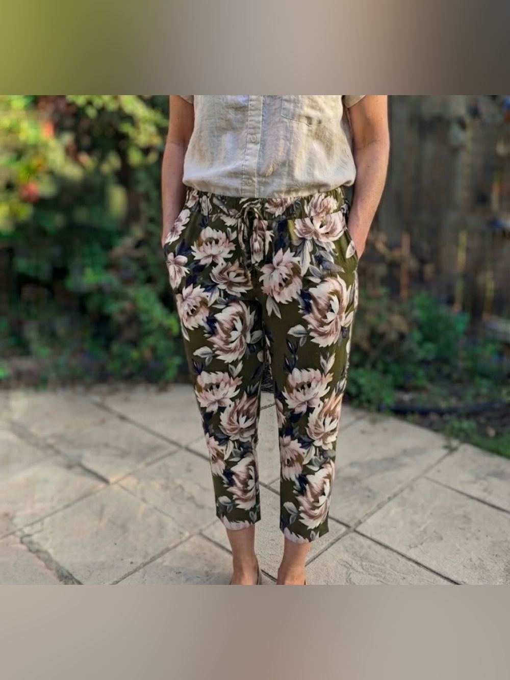 STARS ABOVE floral pajama pant tassel drawstrings 2 pockets olive green size L